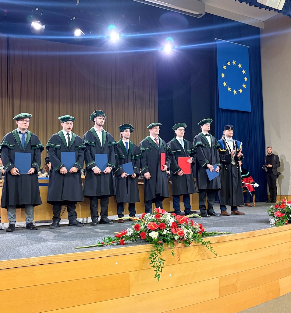 Promoce FEI 2026 jsou za námi