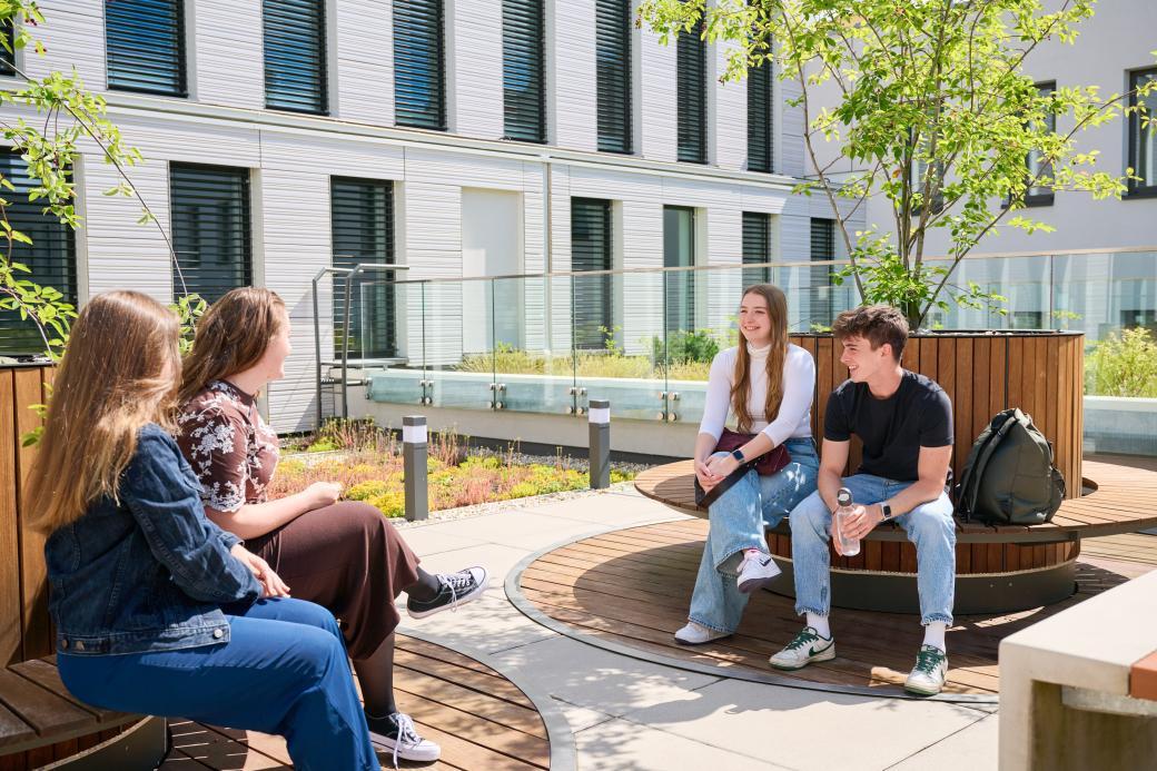 Jak komunikovat se studenty v době informačního přetížení