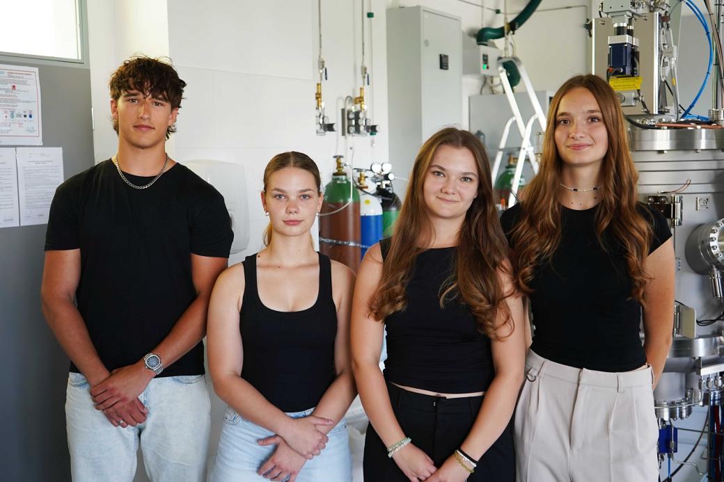 Od toxicity 3D tisku po rozklad antibiotik: měsíční stáž budoucích maturantů v CEET
