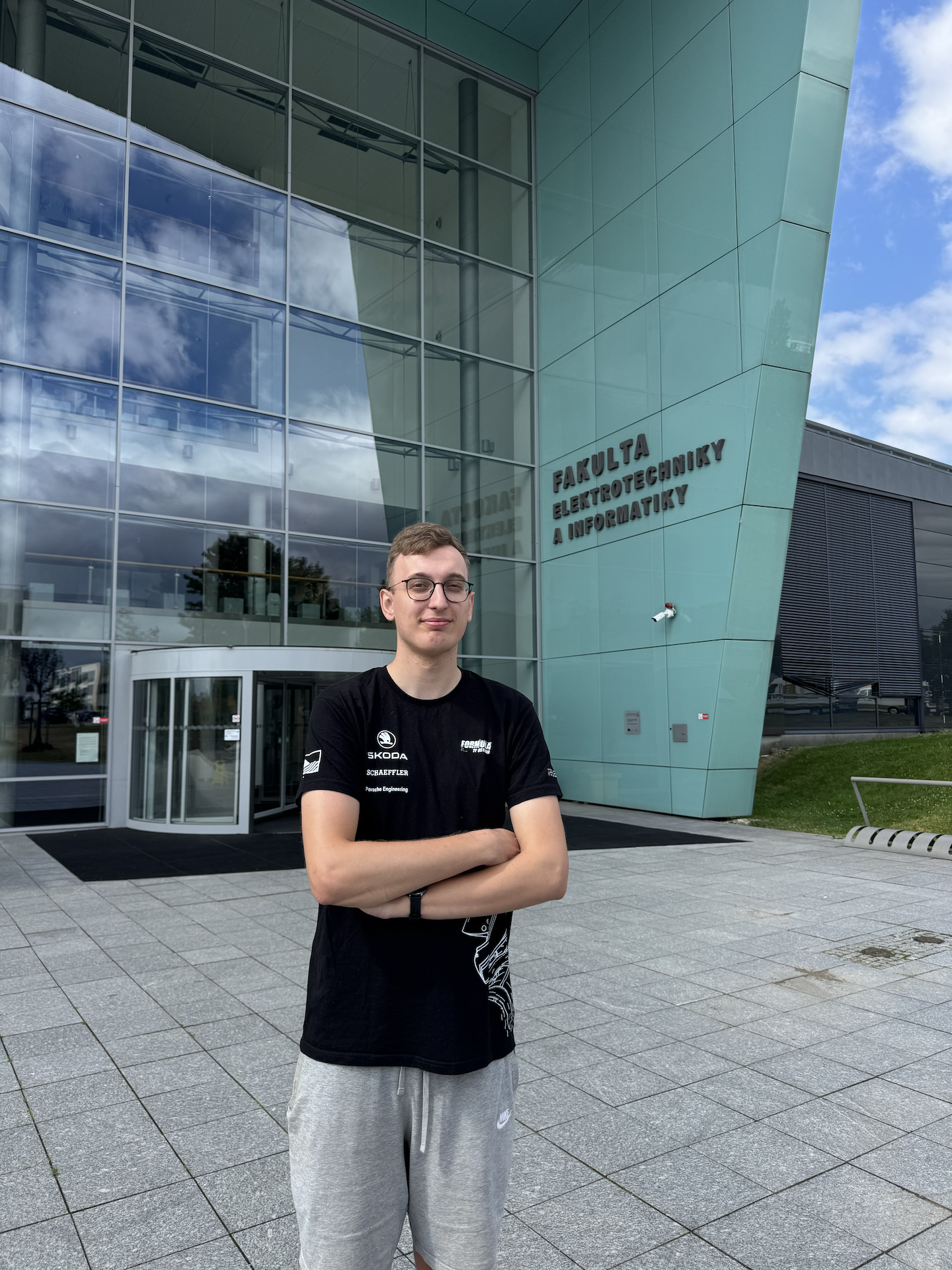 Oceněná diplomová práce: Michael Ceplý vyvinul systém pro autonomní řízení studentské formule