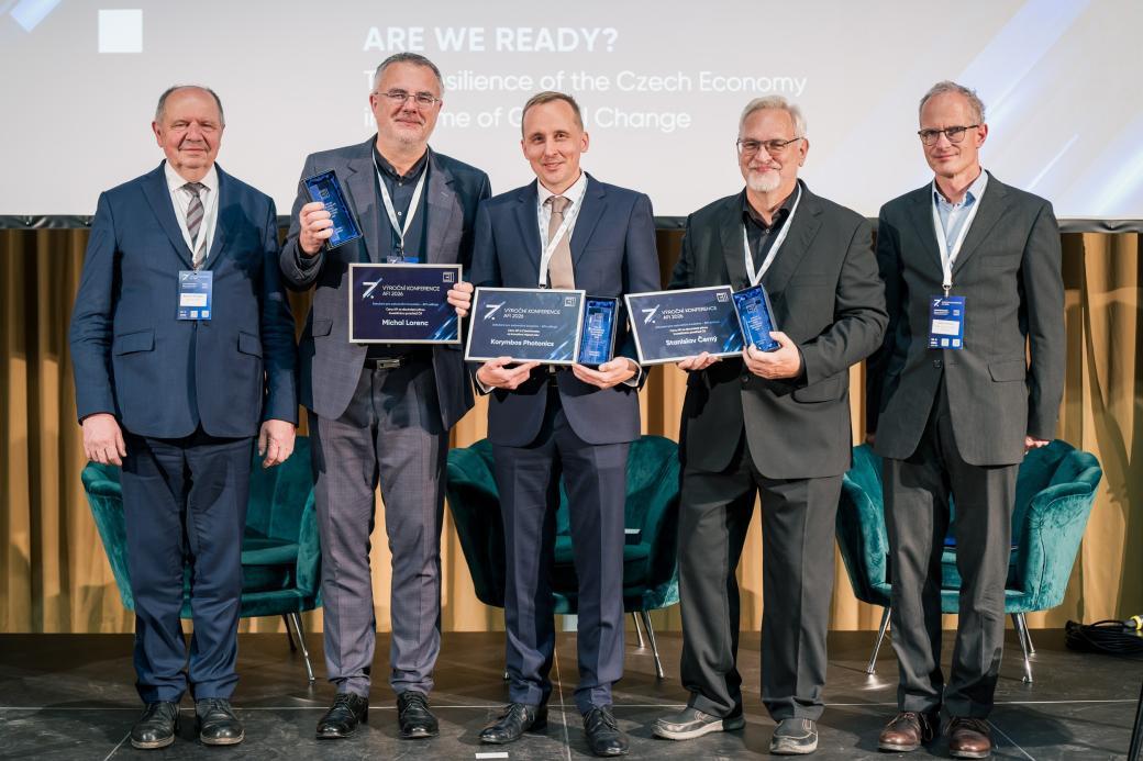 VŠB-TUO slaví dva úspěchy v oblasti polovodičů a inovací. Univerzitní spin-off Korymbos Photonics získal cenu za Inovativní nápad roku