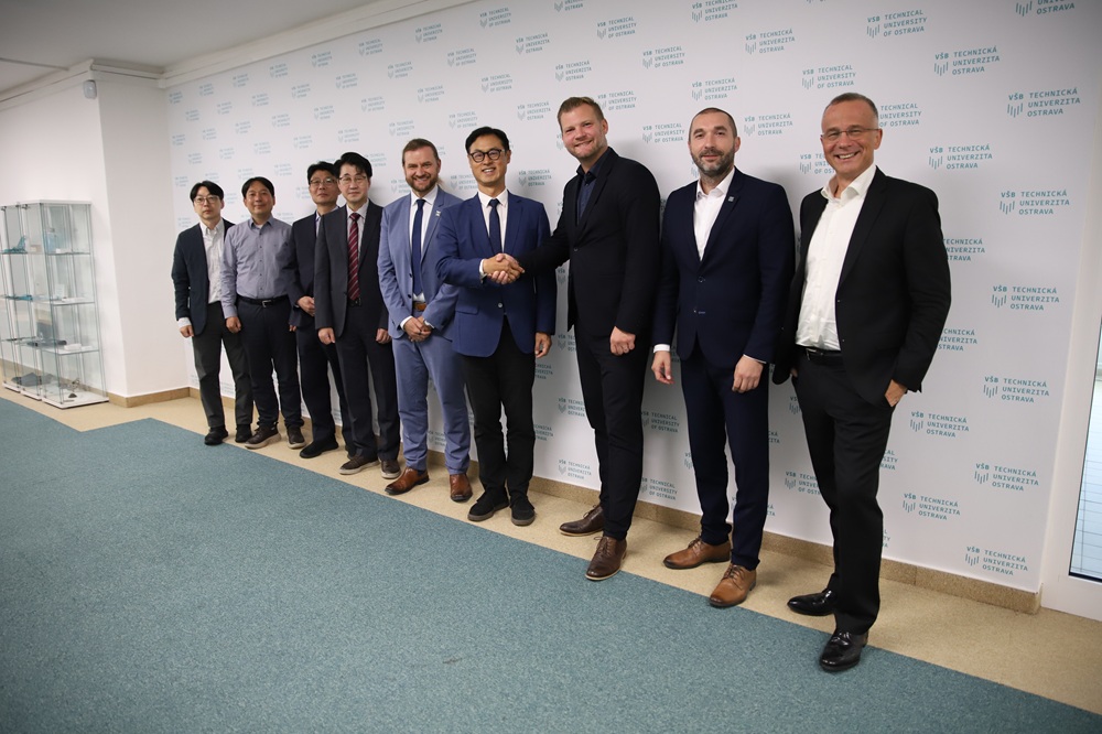 VŠB-TUO bude s korejským institutem vyvíjet technologie pro vzdálené řízení
