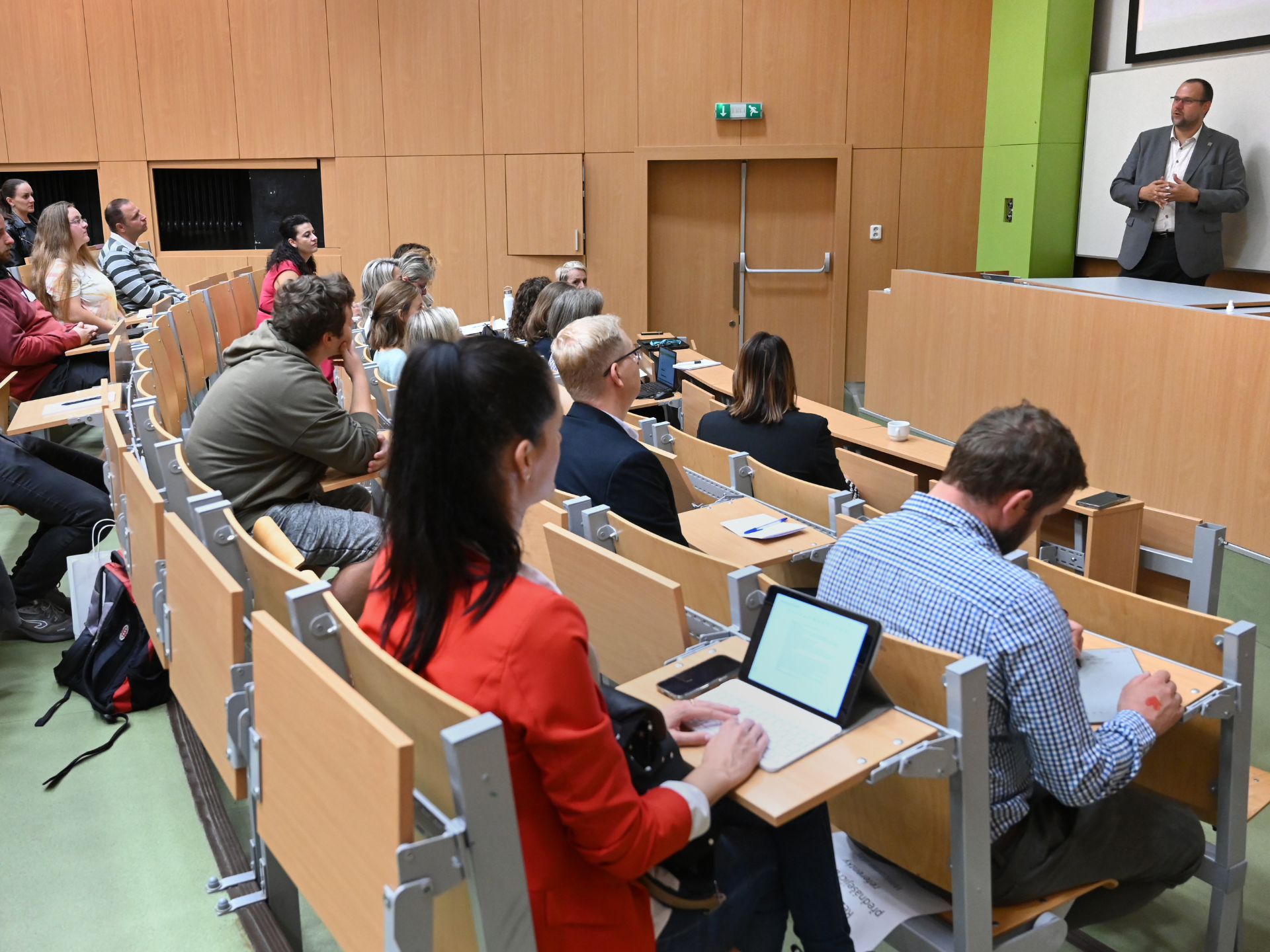 Doktorát není jen o disertaci. První WELCOME DAY provedl nové doktorandy světem výzkumu