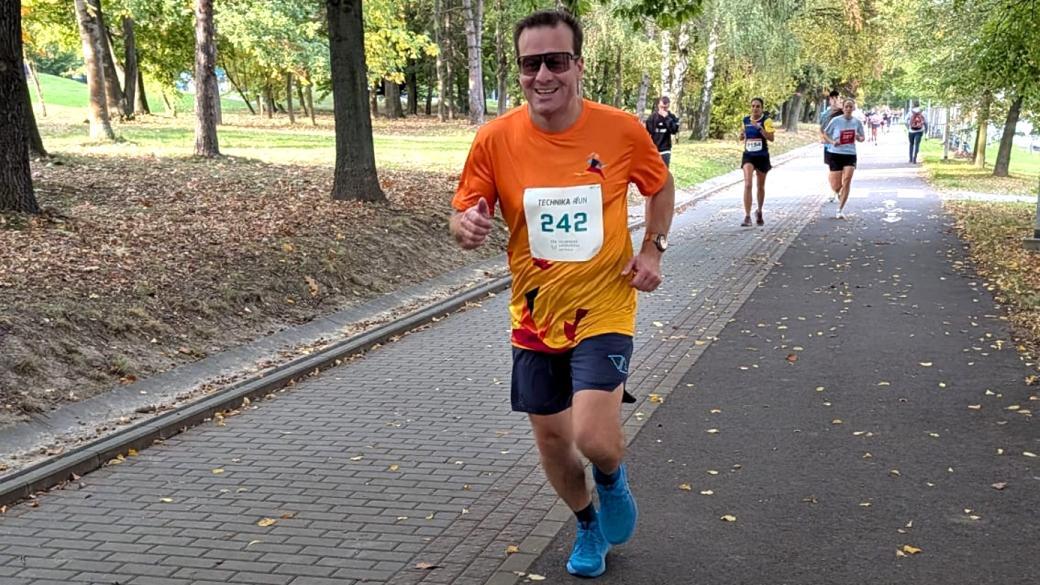 Běžecký závod Technika Run se stopou katedry 340
